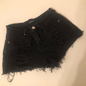 PrettyLittleThing Black Ripped Jean Shorts